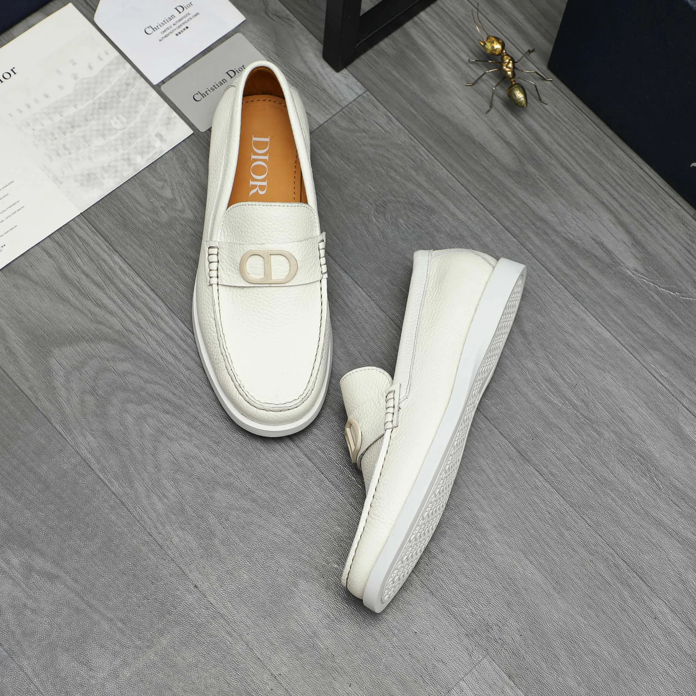 Men's shoes 💰460 Product trademark: Dior "Dior" casual slip-on leather shoes Regular size: 39-44 Product material: Selected pebbled cowhide upper, cowhide lining, rubber outsole